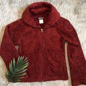 {Patagonia} Sherpa cowl neck sweater